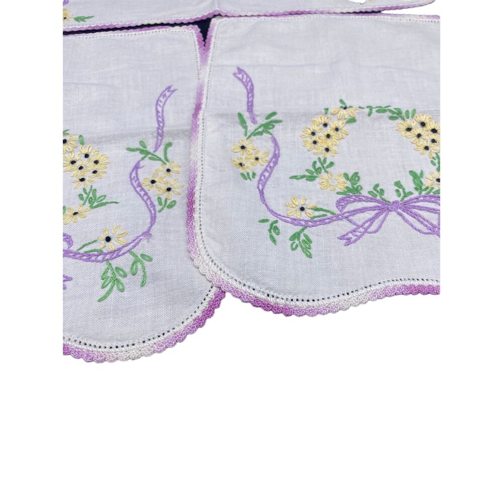 3 VTG handstitched, embroidered napkins - Picture 3 of 4